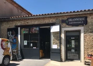 La brasserie du Petit Caboulot à Saint-Christol ne cesse de se développer