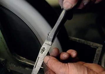 Laguiole : Une bataille à couteaux tirés - épisode 2/2