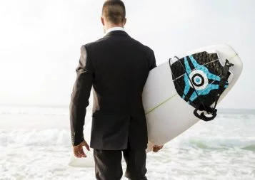 Cet été... postulez !