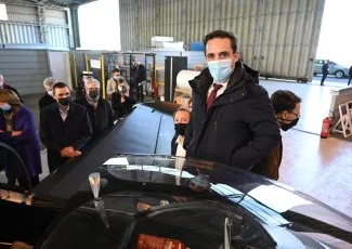 Le ministre Djebbari à la rencontre des avions du futur