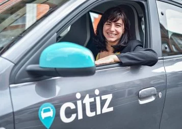 Autopartage. Accrochage sur le stationnement entre Citiz et la mairie de Toulouse