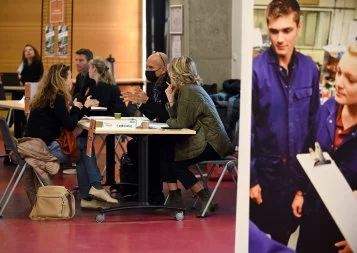 Au rectorat aussi, on recrute par job dating 