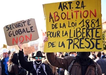 Manifestation à Toulouse. Le retour des gilets jaunes