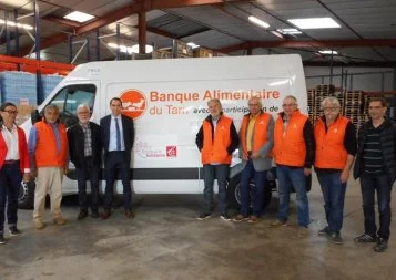 Un nouveau fourgon frigo pour la Banque alimentaire du Tarn 