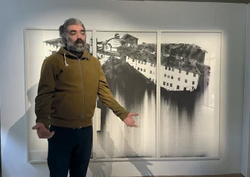 Nicolas Daubanes sous le ciel du Castelet
