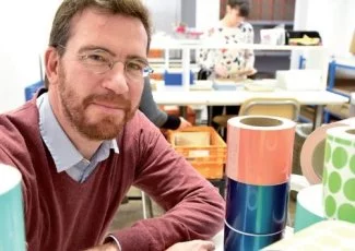 Depuis Pau, Etiquettes et Compagnie colle sa marque partout dans le monde
