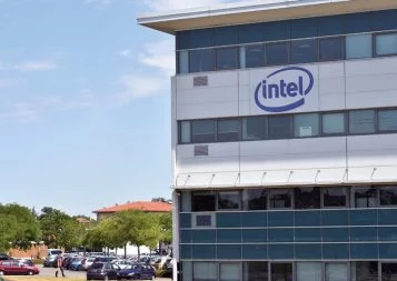 Intel : les salariés toulousains dénoncent « l'enterrement » de leur site