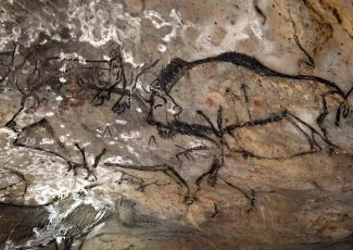 Dans les entrailles de la grotte de Niaux 
