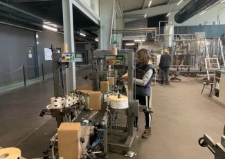 Covid-19. Gaches Chimie et Vinovalie font équipe pour produire des solutions hydro-alcooliques 