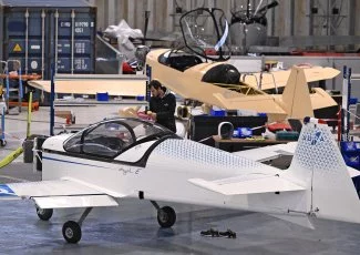 Décollage réussi pour le petit avion électrique Aura Aero 