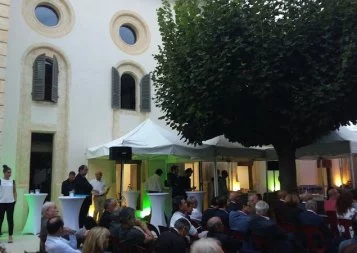 Inauguration de Pierre Verte, le premier bâtiment patrimonial à énergie positive et autonome en Europe