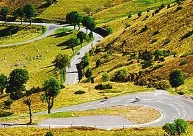 Pyrénées : un guide pour emprunter les routes des cols