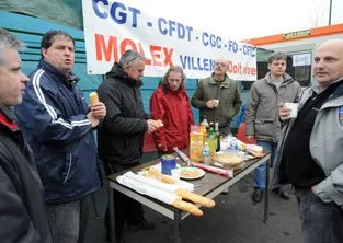 Les Molex retiennent en otage leur direction 