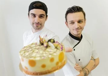 A Toulouse, Baking Brothers permet de créer ses pâtisseries en ligne