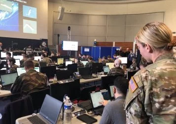  ​Depuis Toulouse, l'armée française se prépare à la guerre des étoiles