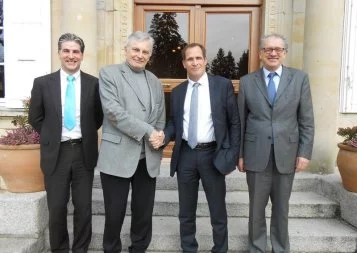 Castres. Les Laboratoires Pierre Fabre et TBS signent pour l'international