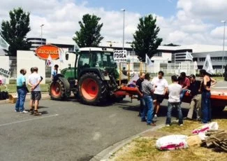 Castres. Les éleveurs de bovins bloquent l'abattoir Bigard