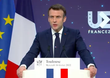 À Toulouse, Emmanuel Macron présente ses ambitions pour le secteur spatial européen