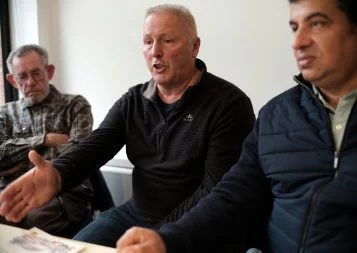 À Auzat en Ariège, Le passé industriel et le présent à hauteur d'hommes