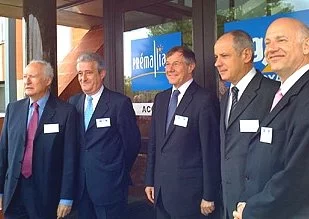 Les équipes d'AG2R La Mondiale et de Prémalliance unissent leurs forces à Balma