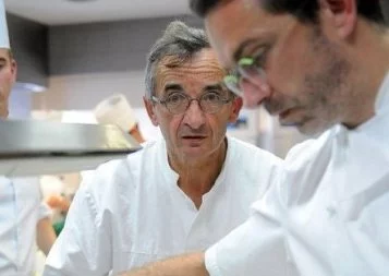 Comment les chefs étoilés innovent (ou pas) pour rester sur le podium