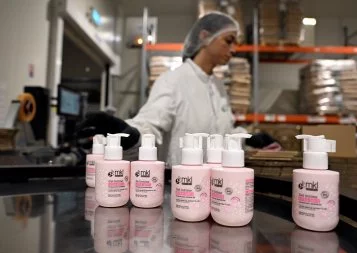 Le Toulousain MKL Green Nature, nouveau leader de la cosmétique en pharmacie