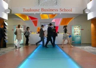TBS amènage les horaires des étudiants salariés