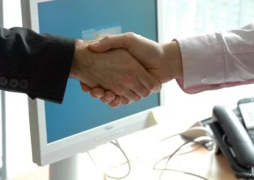 7/8. Salaires : Ils ont été (fortement) augmentés... sans même avoir négocié !